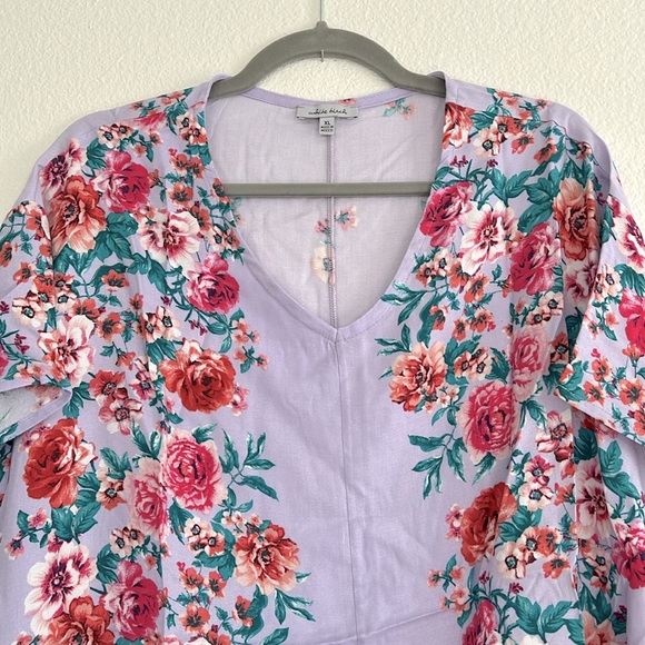 Lavender floral top, size XL - Picture 4 of 4